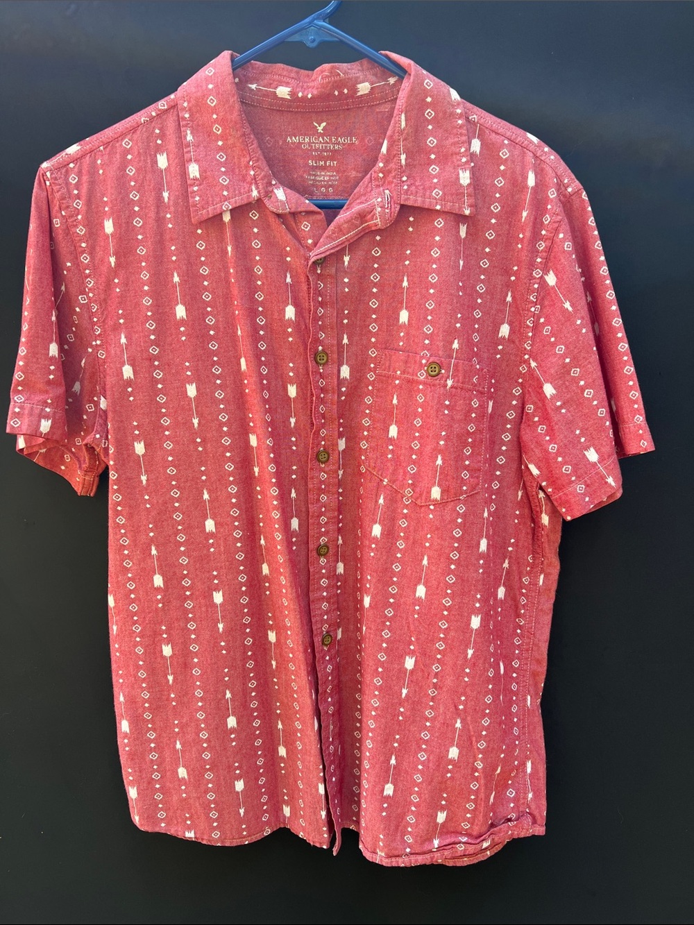 American Eagle Outfitters Red Short-Sleeve Button-Down with Arrow Print
